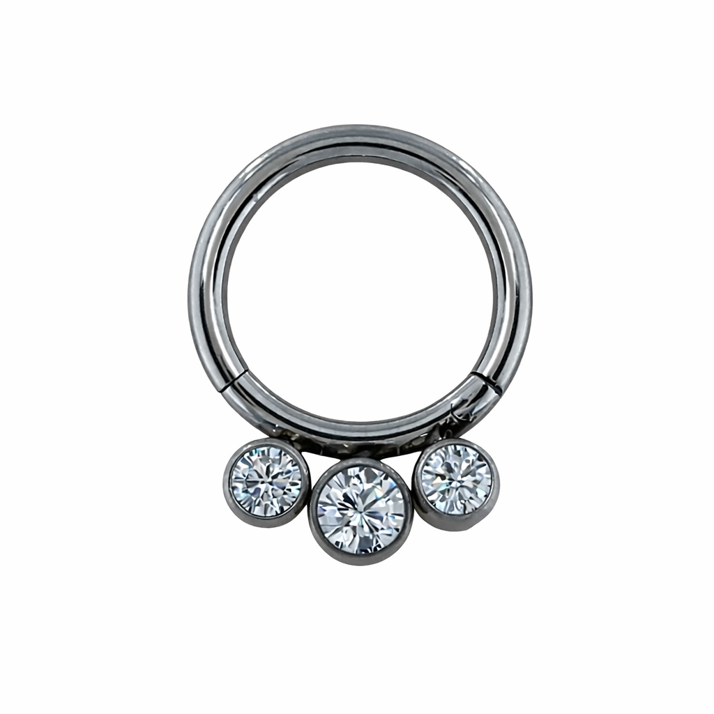 Titán zsanéros piercing karika 10 mm három köves clear CZ kristállyal