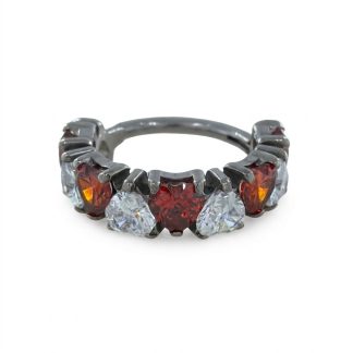 Lovecuff zsanéros titánium piercing karika gránátvörös és átlátszó szív alakú cirkónia kövekkel díszítve, LilaCsiga webshop.