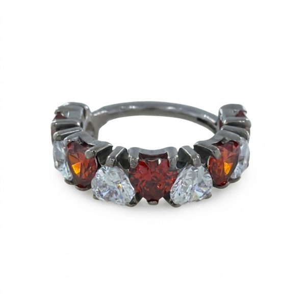Lovecuff zsanéros titánium piercing karika gránátvörös és átlátszó szív alakú cirkónia kövekkel díszítve, LilaCsiga webshop.